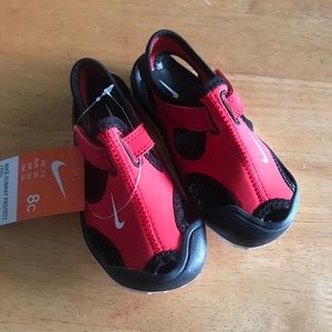 Nike sunray protect 2 Kids Child Toddler Sandals Size 8C new